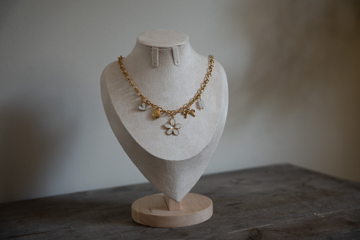Collier Flora